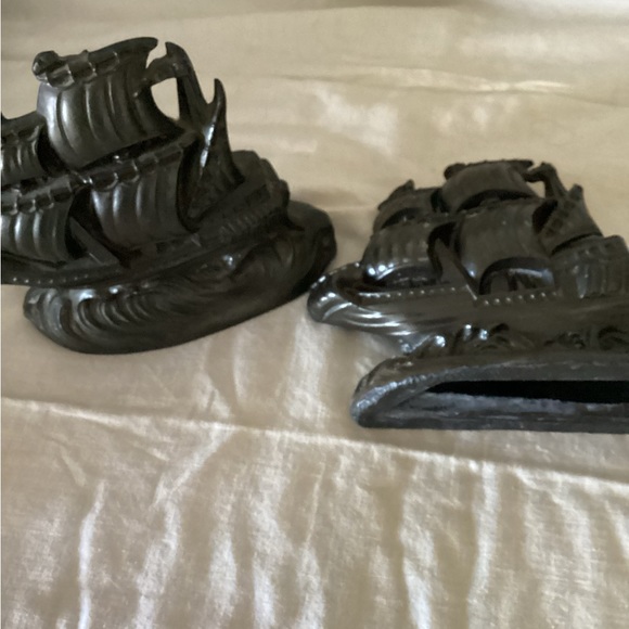 Nice set of book ends , sail boat , rare find , - Picture 4 of 5